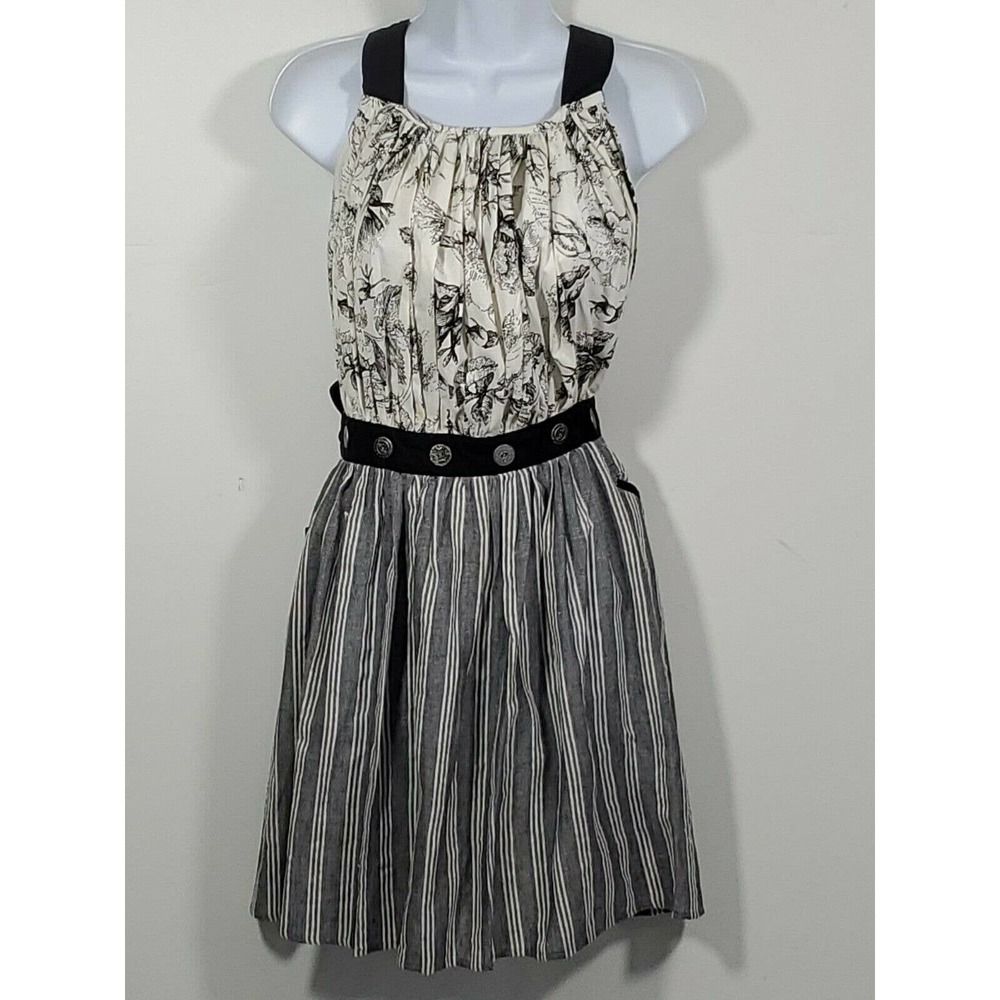 Feminine Flirty Apron Black White Floral Striped Button Accent Pockets Tie Back